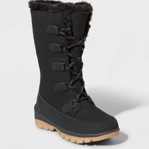 Women’s size 10 universal thread black snow boots